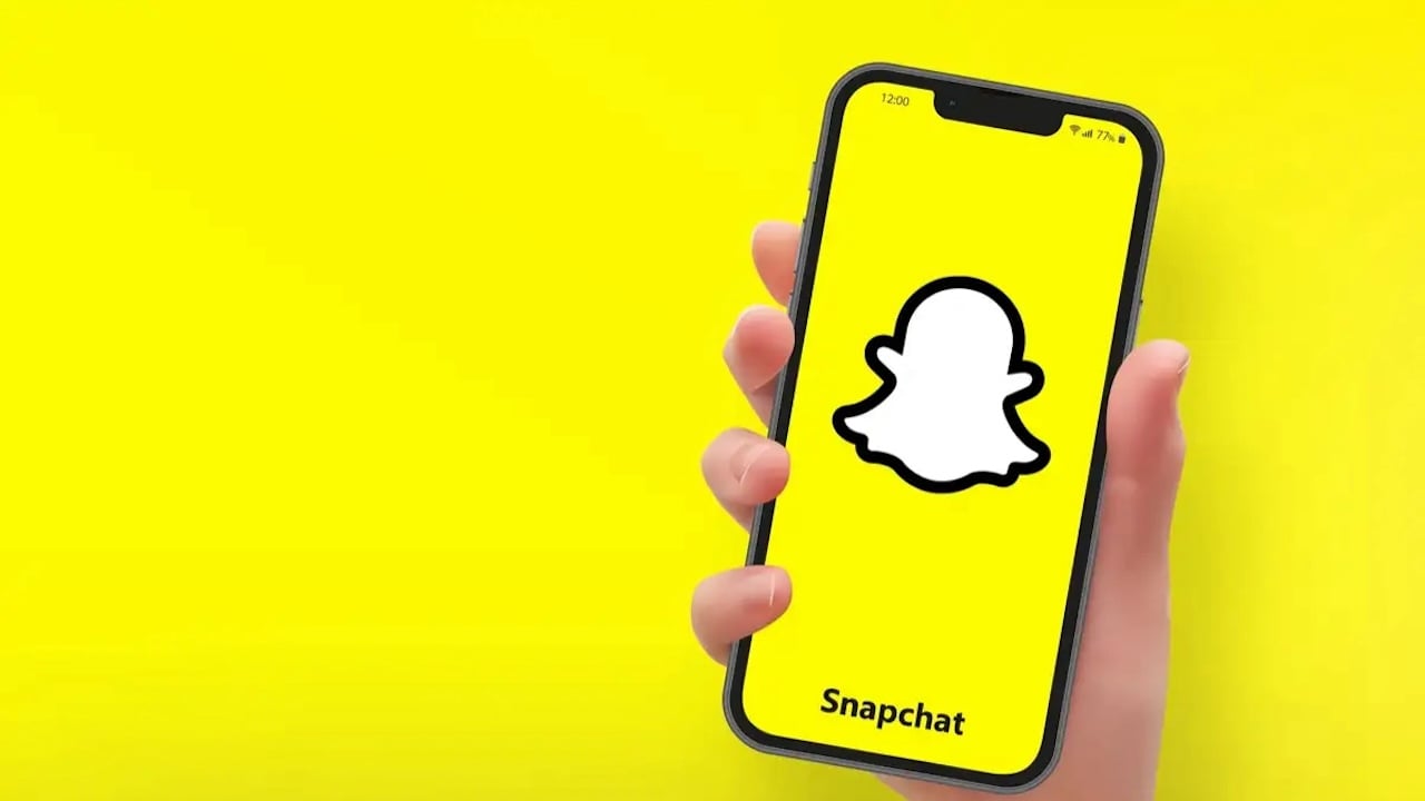 1714435819 Snapchat Adds Watermark to Images Created with Artificial Intelligence